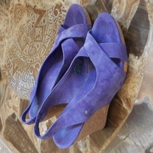UGG Violet Suede Leather Criss Cross Slingback Sandals, SZ 7